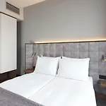 Apartahotel Adina