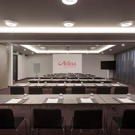 アディーナ ニュルンベルク