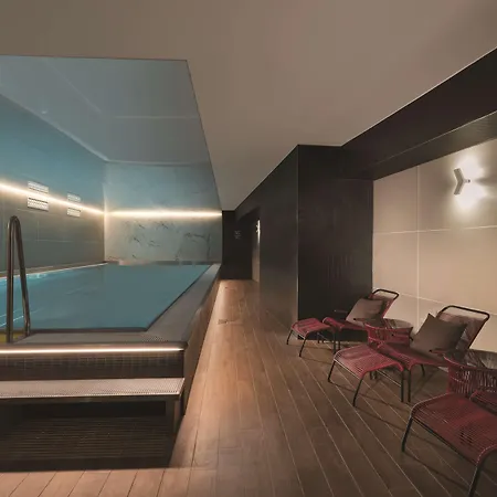 Adina Aparthotel